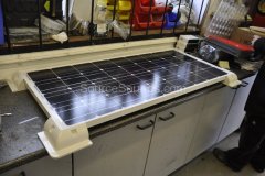autotrail-motorhome-2007-solar-panel-and-satellite-dish-002