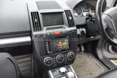 landrover-freelander-2-2007-reverse-camera-upgrade-003