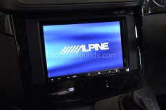 mercedes-viano-reverse-camera-upgrade-004