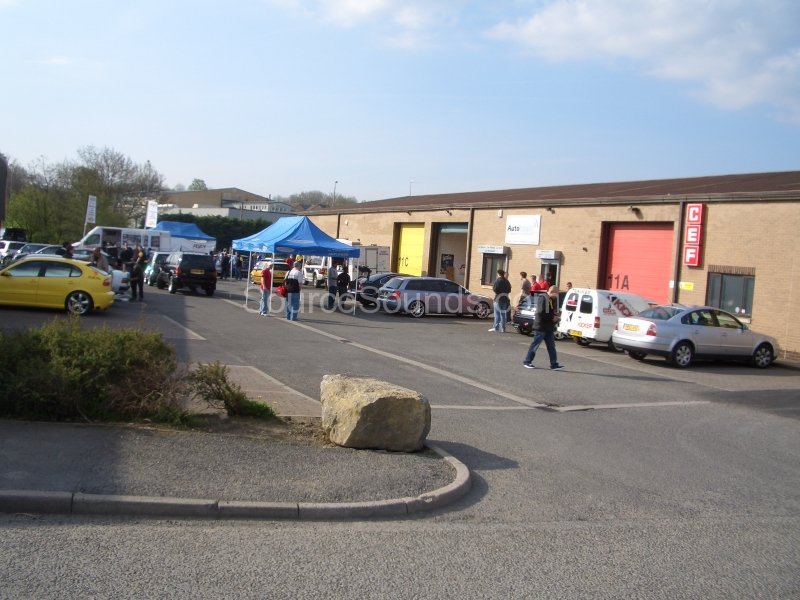 2006-auto-installs-show-001