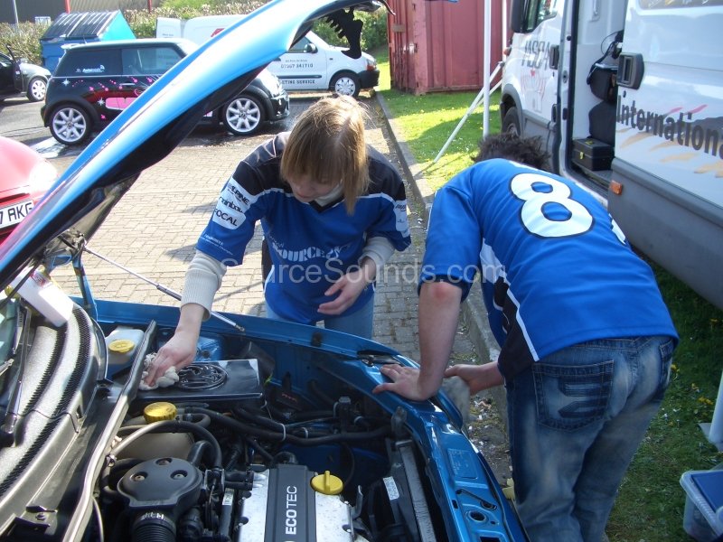 2006-auto-installs-show-006