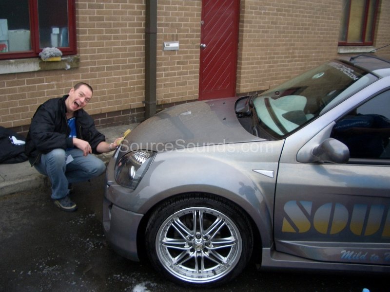 2006-auto-installs-show-009