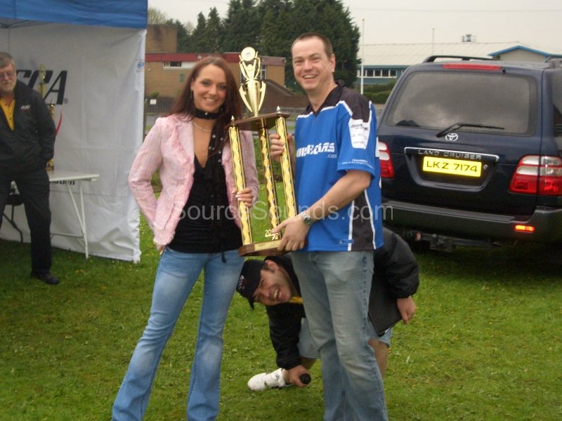 2006-auto-installs-show-019