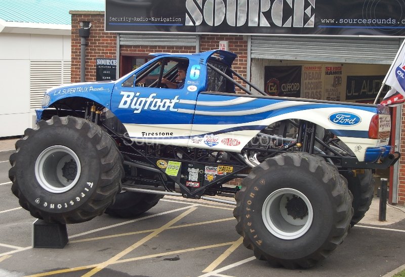 2006-source-show-015