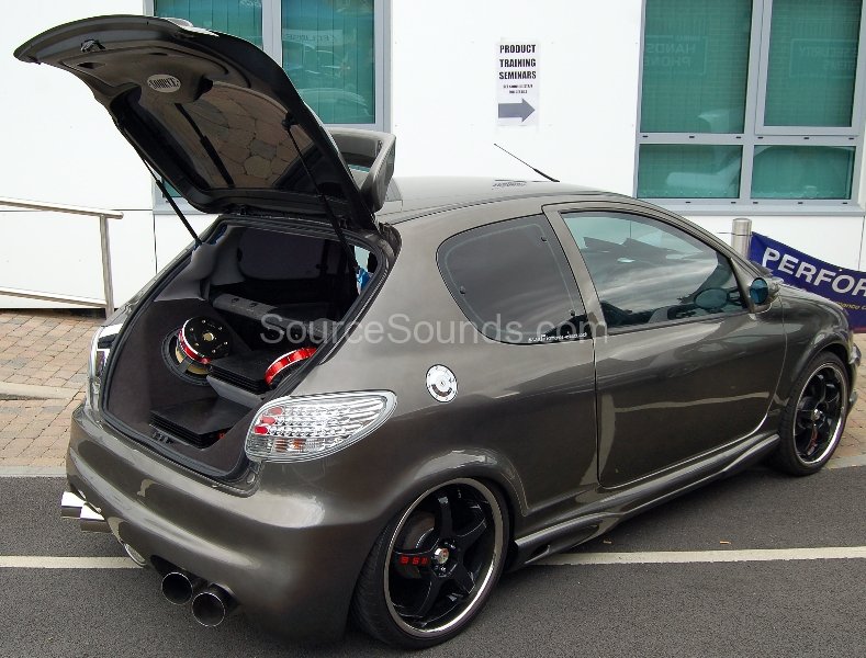 2006-source-show-047