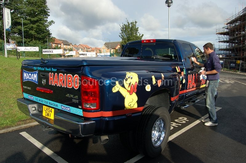 2006-source-show-159