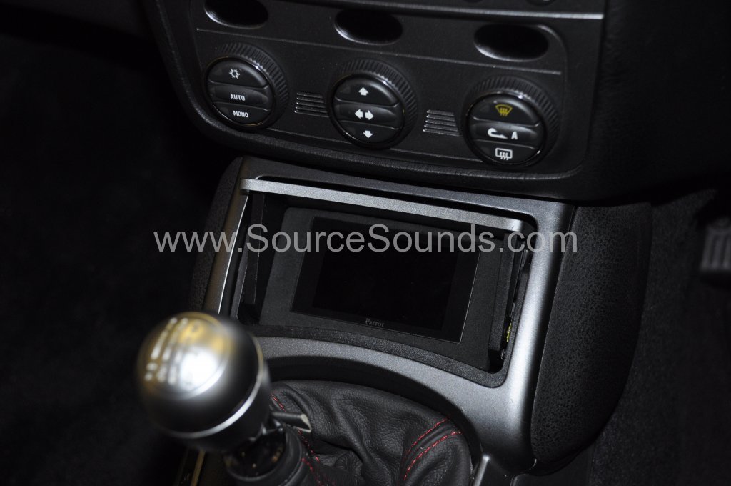 Alfa Romeo GT 2008 bluetooth upgrade 004