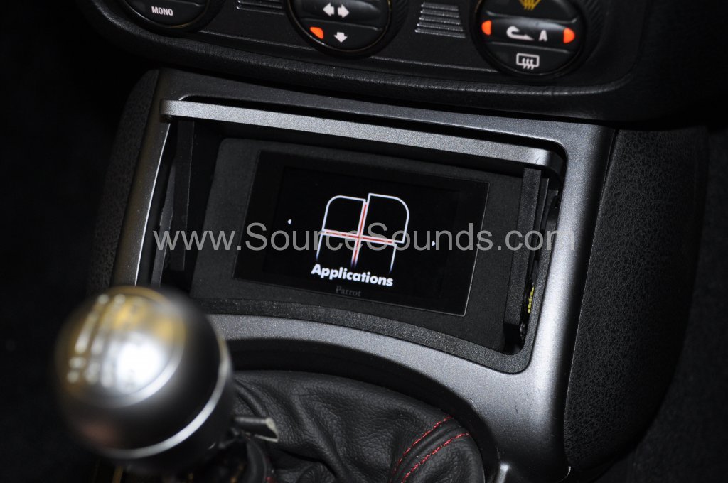 Alfa Romeo GT 2008 bluetooth upgrade 013