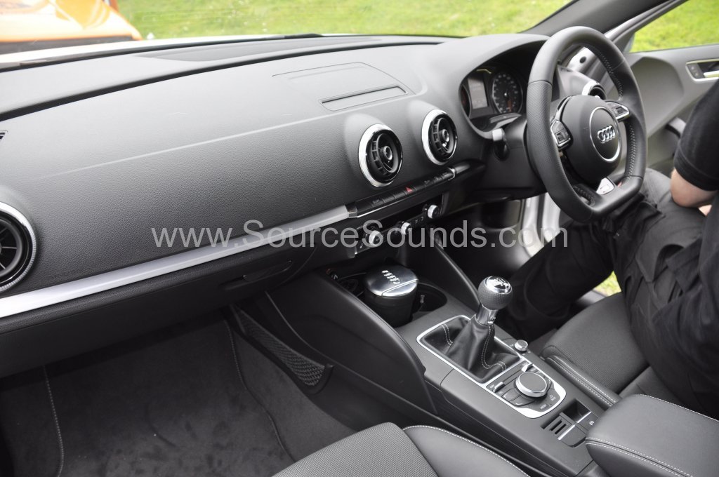 Audi A3 2008 audio upgrade 006