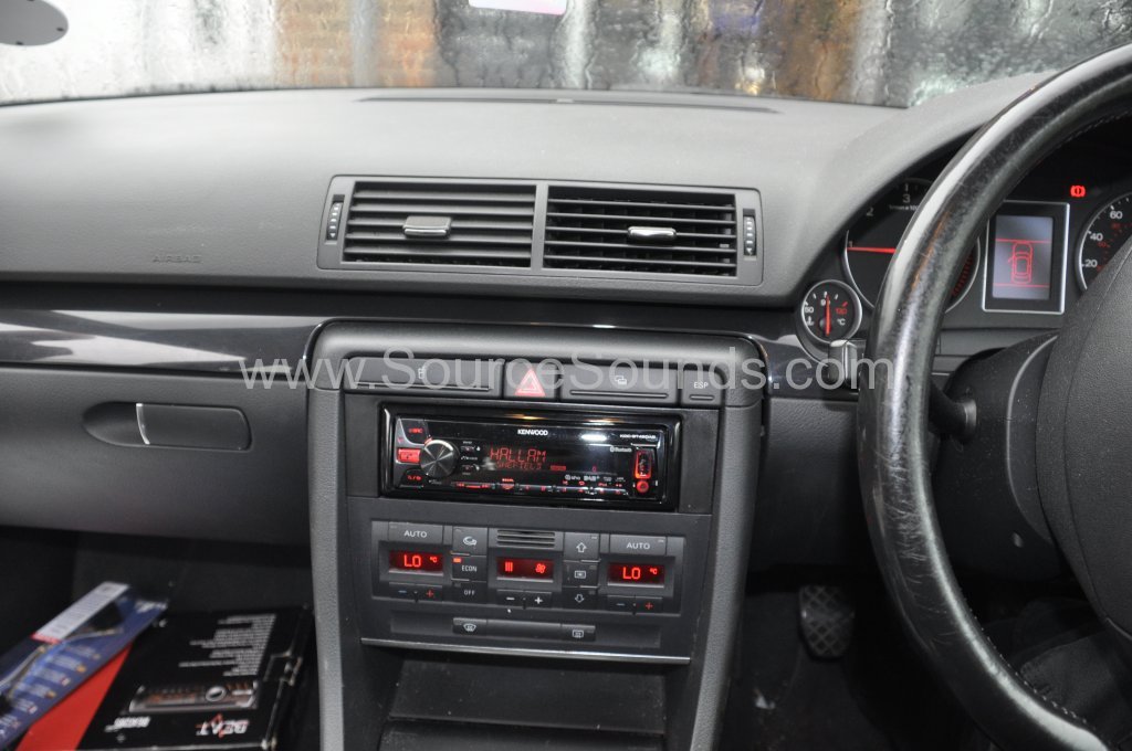 Audi A4 2004 DAB upgrade 002