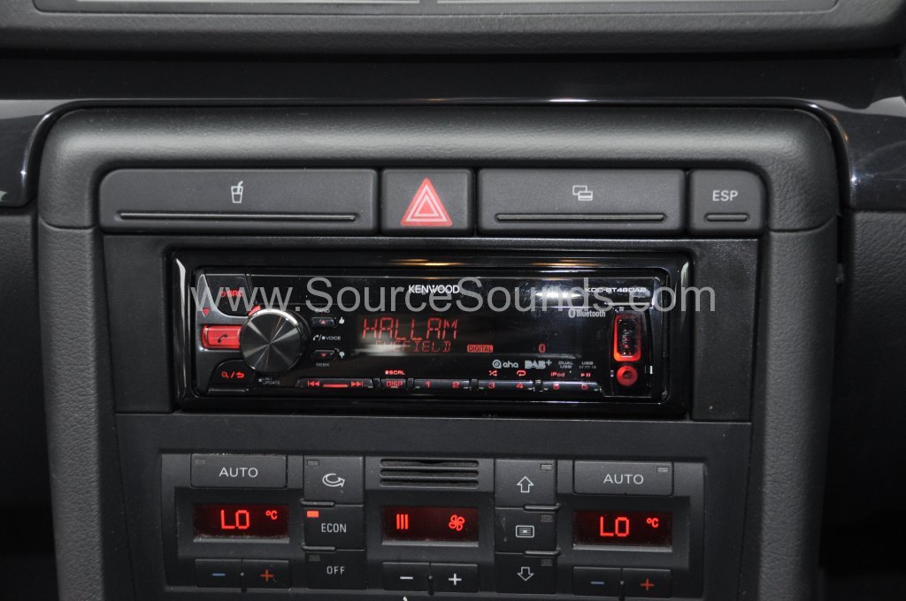 Audi A4 2004 DAB upgrade 004