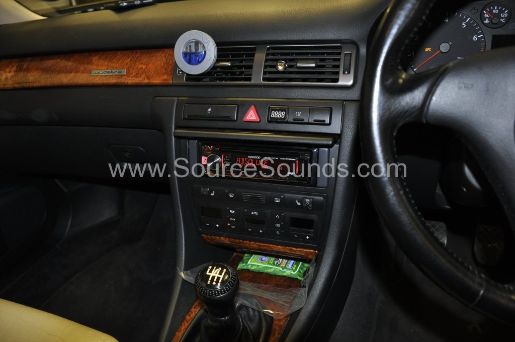 Audi A6 1999 DAB stereo upgrade 002