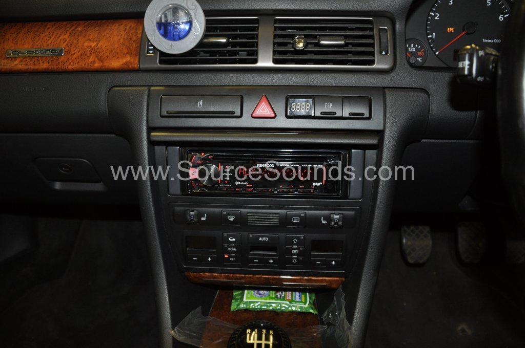 Audi A6 1999 DAB stereo upgrade 006