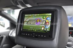Audi Q7 2014 Rosen headrest upgrade 011