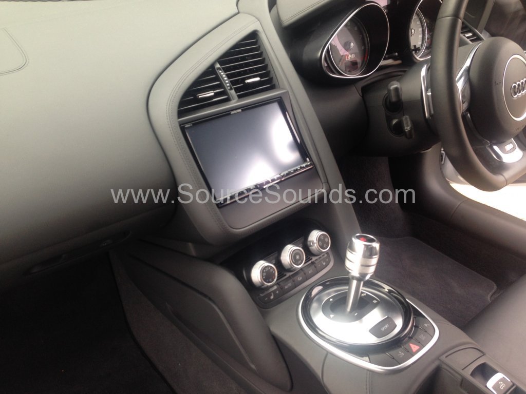 Audi R8 Spyder 2013 navigation upgrade 004
