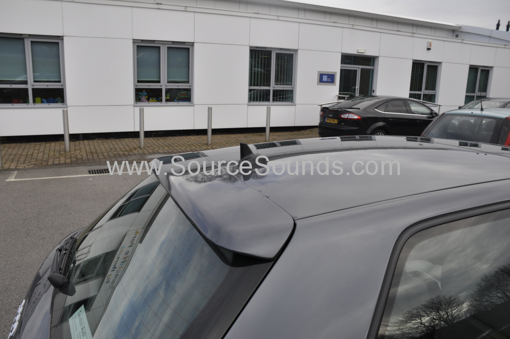 Audi S3 2003 DAB aerial upgrade 002