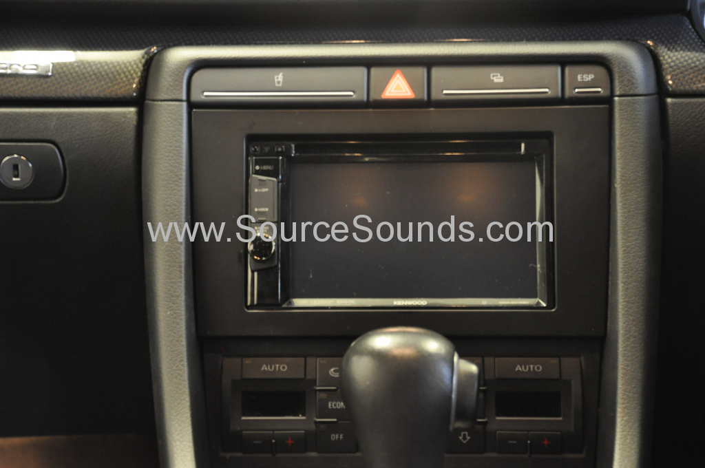 Audi S4 2008 screen upgrade 002