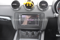 Audi TT 2009 DAB upgrade 004