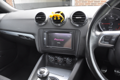 Audi TT 2009 DAB upgrade 003