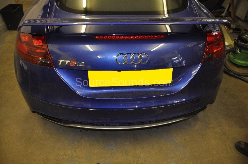 audi-tt-rs-2012-reverse-camera-upgrade-009