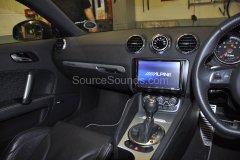 audi-tt-rs-2012-reverse-camera-upgrade-005