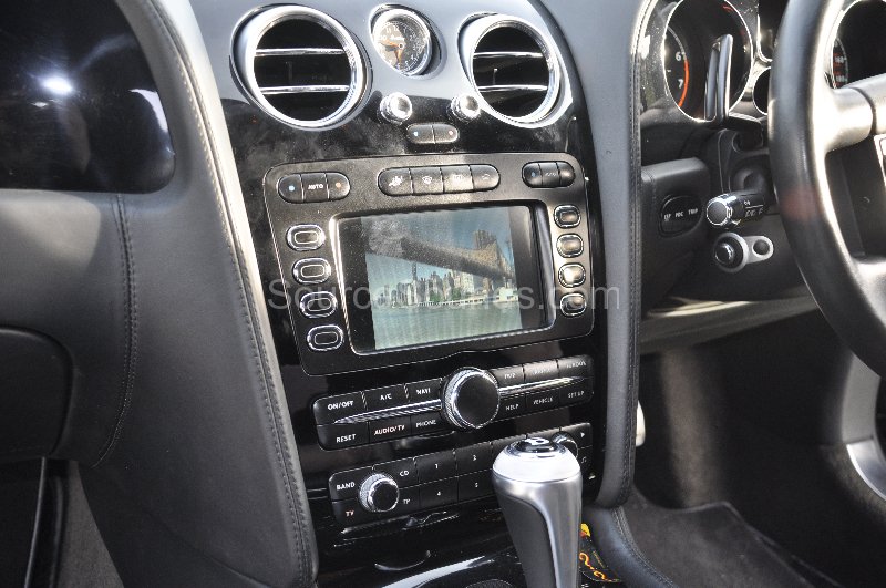 bentley-continental-gt-2006-digital-tv-upgrade-006