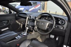 bentley-continental-gt-2006-digital-tv-upgrade-002