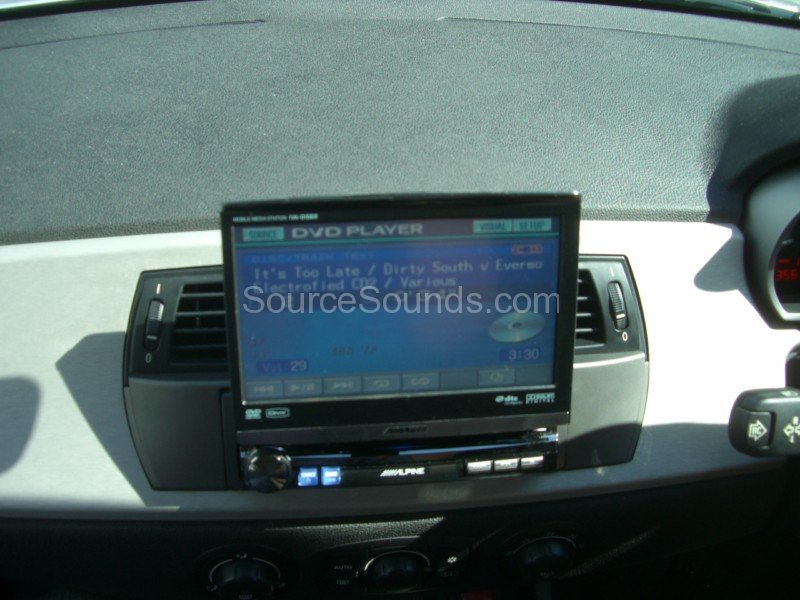 BMW_z4_audio_upgrade_Car_Audio_Sheffield_Source_Sounds13