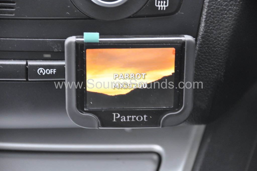 BMW 1 Series 2007 mki9200 bluetooth upgrade 005