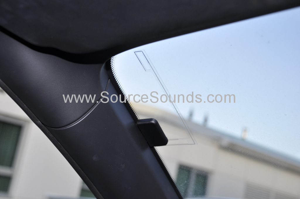 BMW 1 Series 2008 DAB upgrade 011