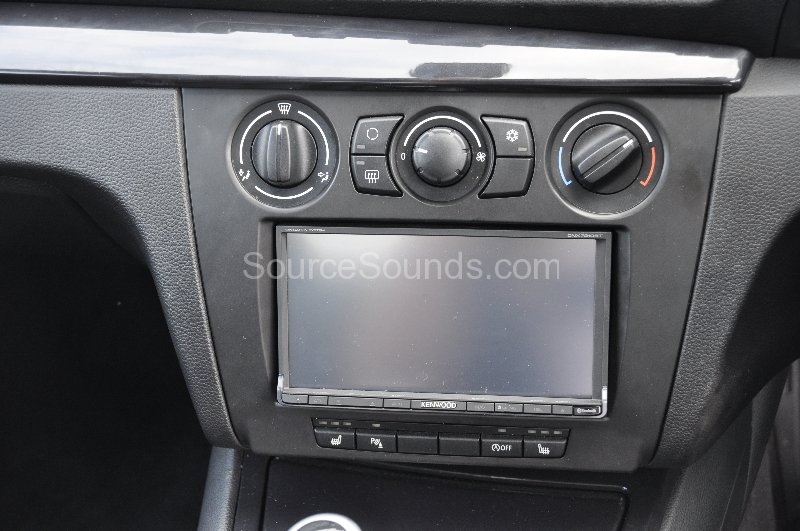 bmw-1-series-2009-navigation-upgrade-004