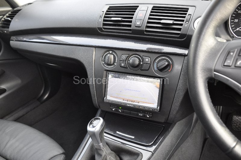 bmw-1-series-2009-reverse-camera-007 bmw-1-series-2009-reverse-camera-007