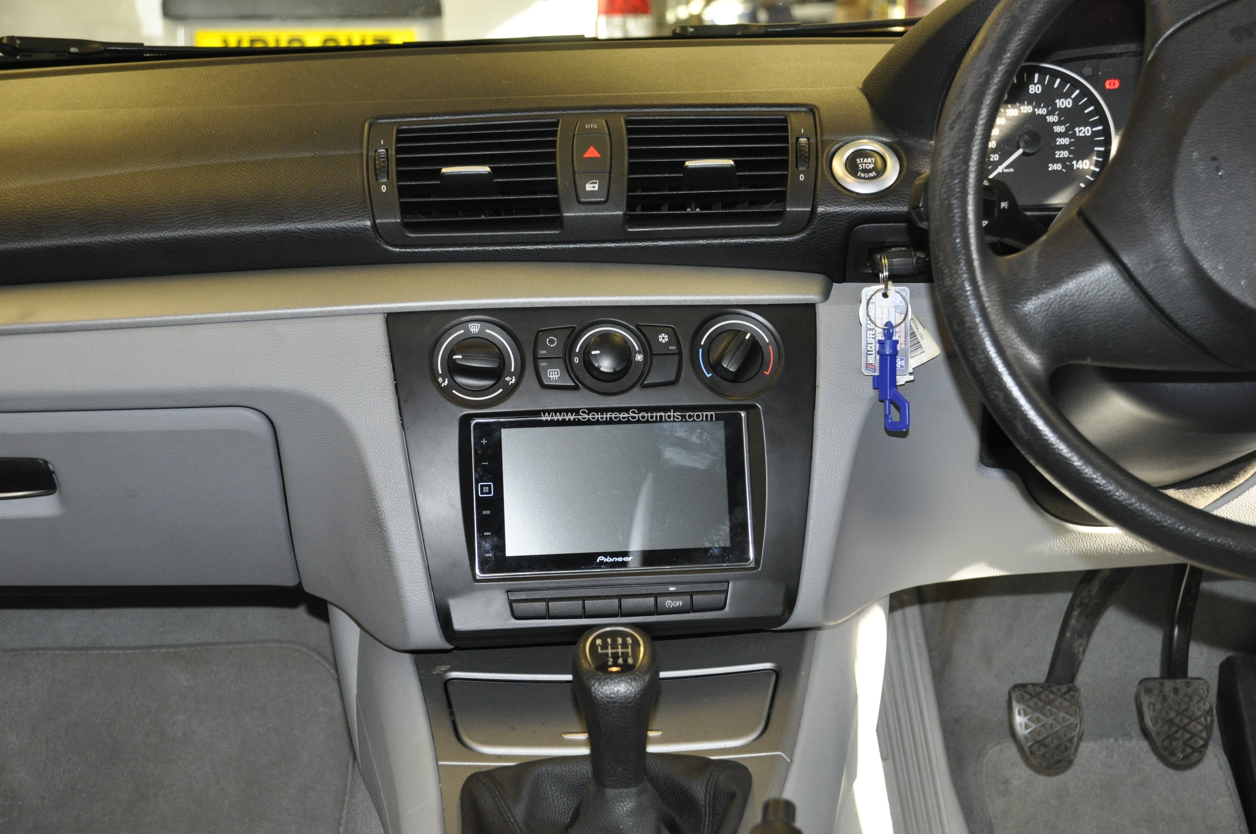 BMW 1 Series 2010 Car Play upgrade 003