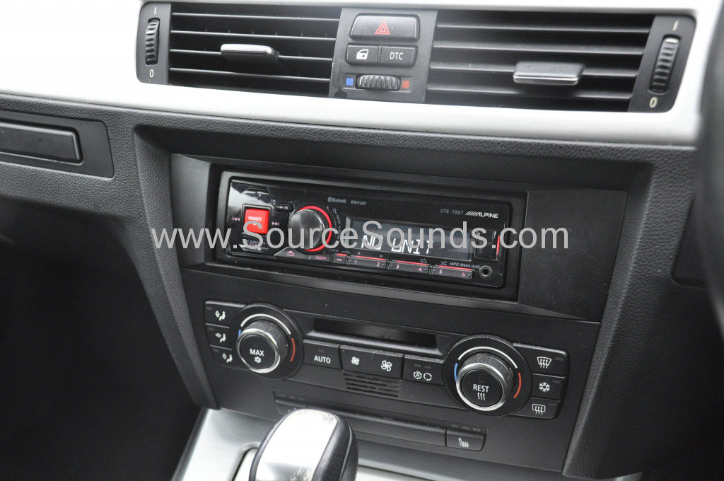 BMW 3 Series 2007 audio upgrade 002