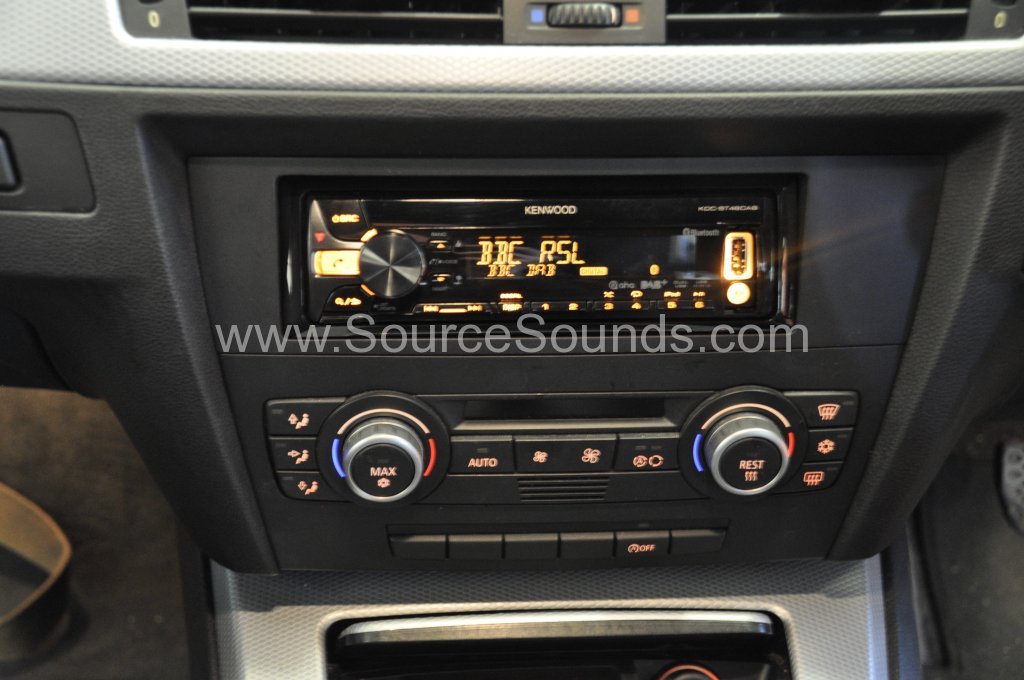 BMW 3 Series 2007 DAB upgrade 007