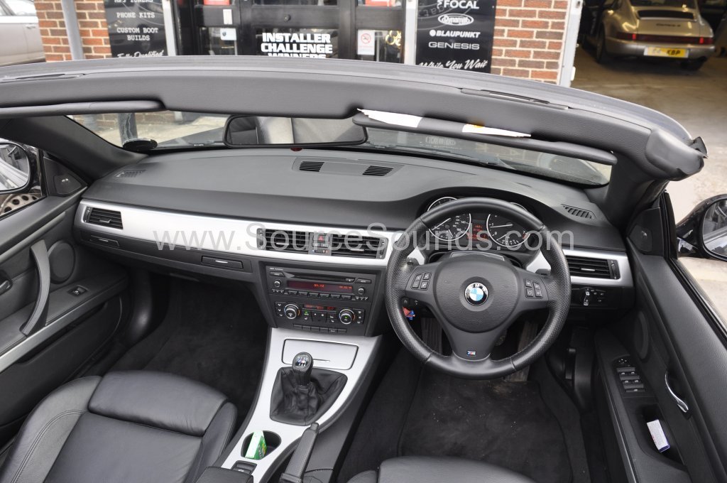 BMW 3 Series custom dash build 004
