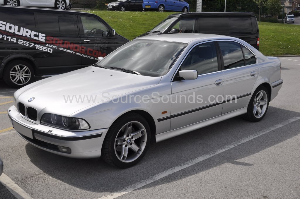 BMW 5 Series 2000 DAB upgrade 001