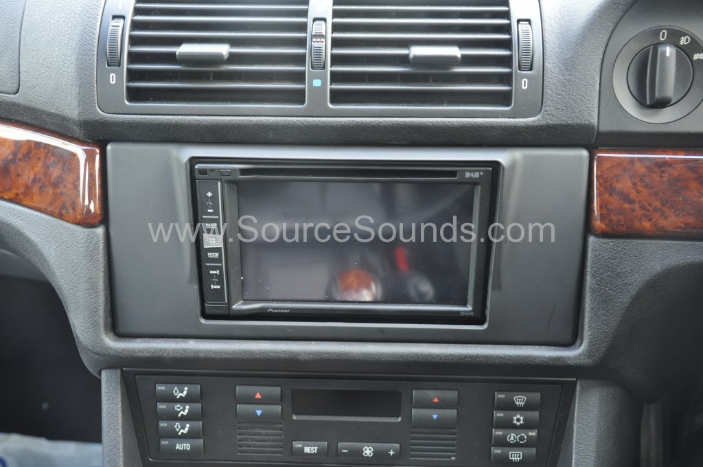 BMW 5 Series 2000 navigation upgrade 003