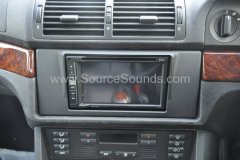 BMW 5 Series 2000 reverse camera upgrade 003