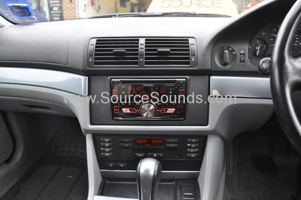 BMW 5 Series 2001 stereo upgrade 003