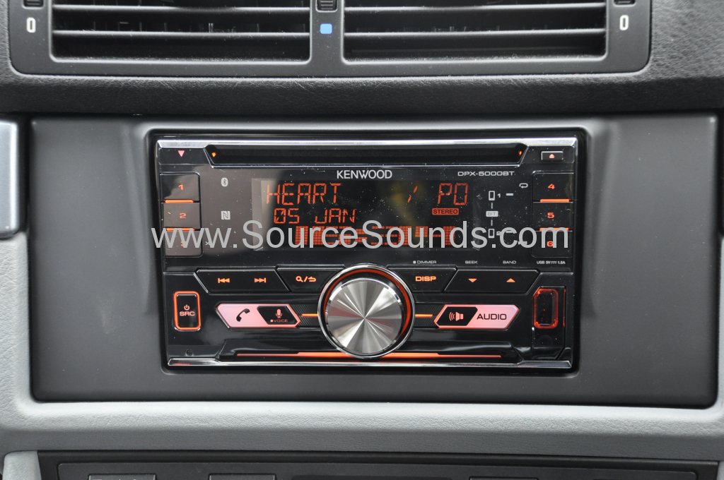 BMW 5 Series 2001 stereo upgrade 004