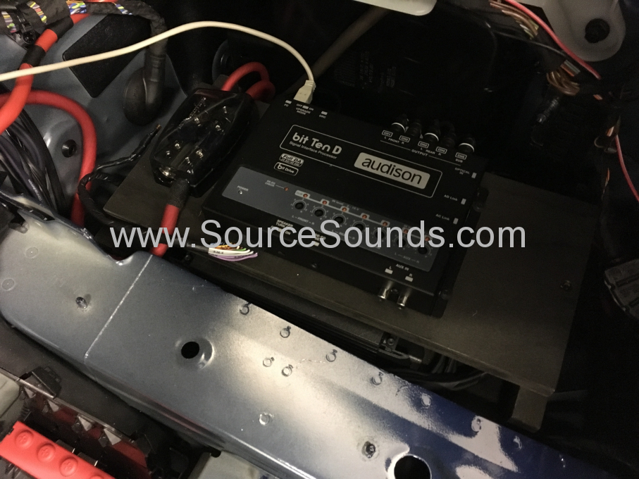 BMW 5 Series 2017 audio upgrade 004