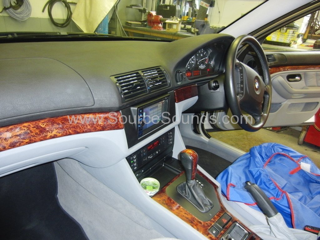 BMW 5 Series E39 2002 navigation upgrade 002