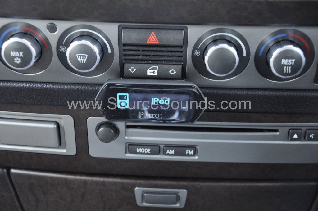 BMW 7 Series 2005 bluetooth upgrade 004.JPG