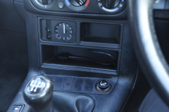 BMW E36 1995 pioneer avh z7000dab 008