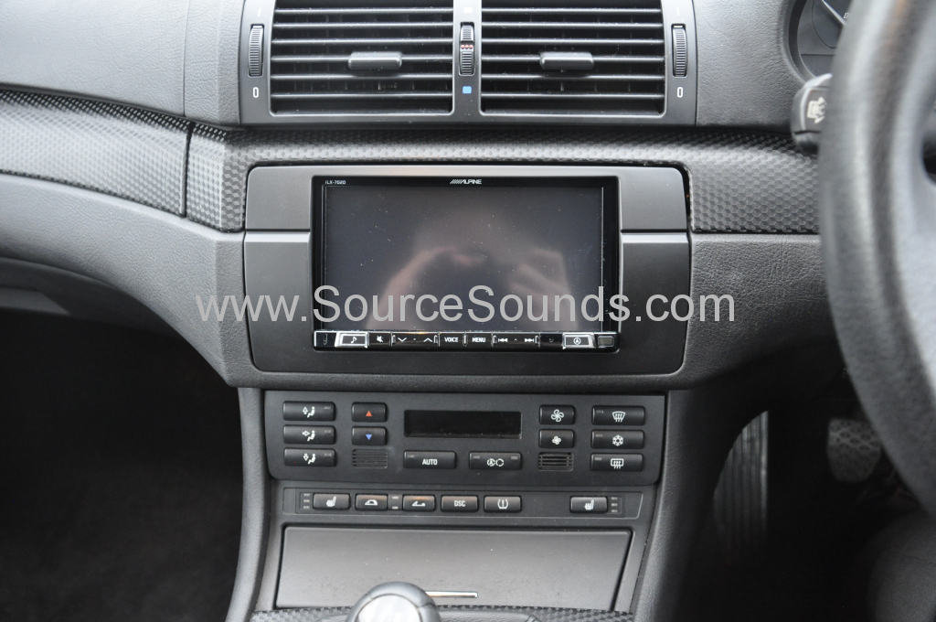 BMW E46 2005 alpine ilx702d e49 003