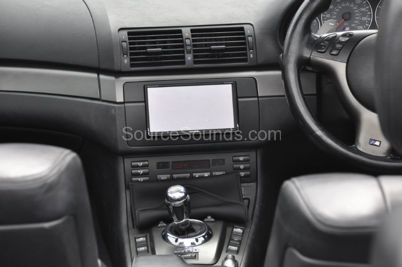 bmw-m3-e46-cabriolet-double-din-navigation-upgrade-008 bmw-m3-e46-cabriolet-double-din-navigation-upgrade-008