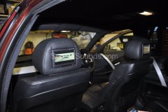 bmw-m5-2006-headrest-screen-upgrade-010