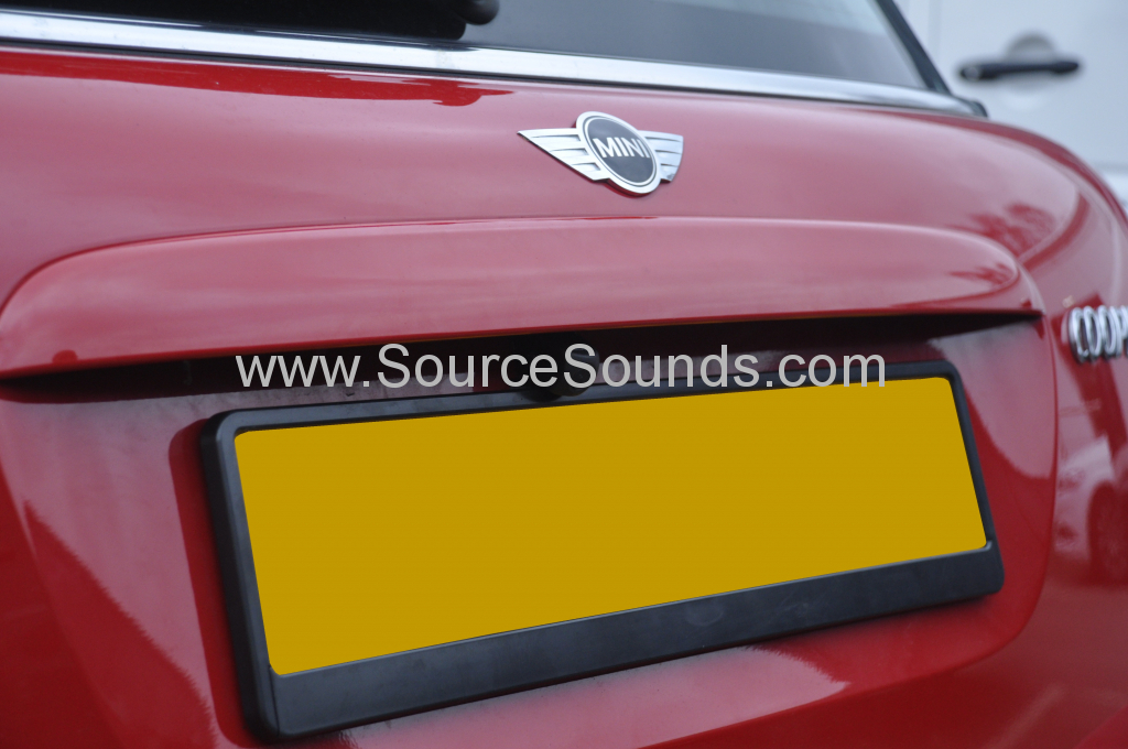 BMW Mini 2008 reverse camera upgrade 006