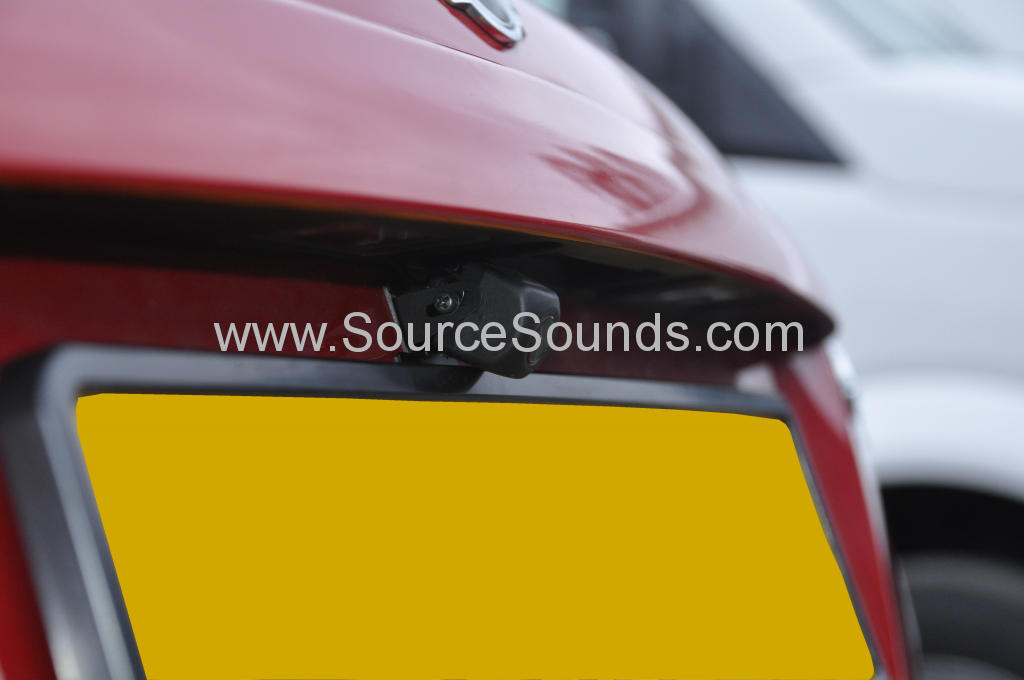 BMW Mini 2008 reverse camera upgrade 007